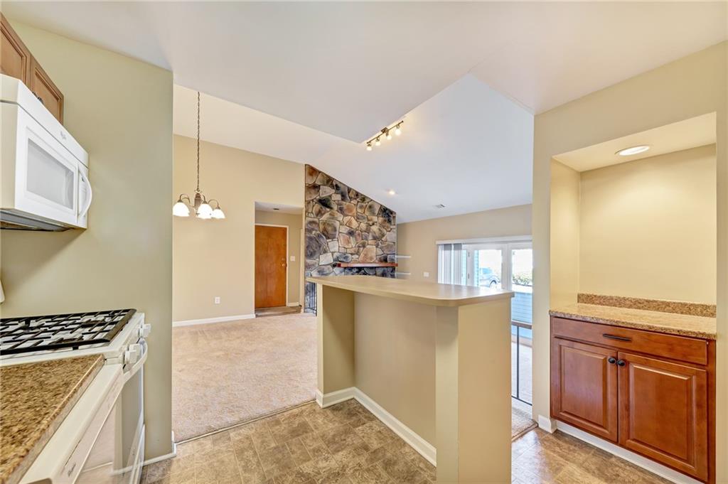 2205 Kenzie Road Pittsburgh, PA 15205 - Photo 10 of 18 Kitchen