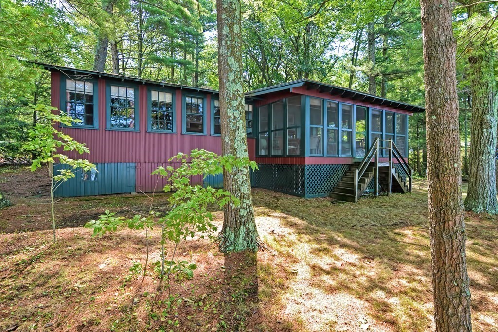 192 Red Gable Road East Brookfield, MA 01515 - Photo 6 of 42 a view of a house with a yard