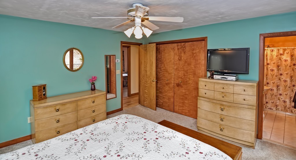 115 Moon Hill Road Northbridge, MA 01534 - Photo 17 of 27 Gallery Image 17