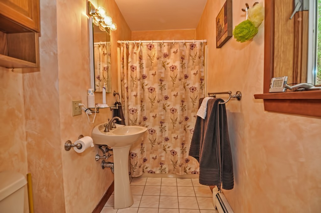 115 Moon Hill Road Northbridge, MA 01534 - Photo 18 of 27 Gallery Image 18