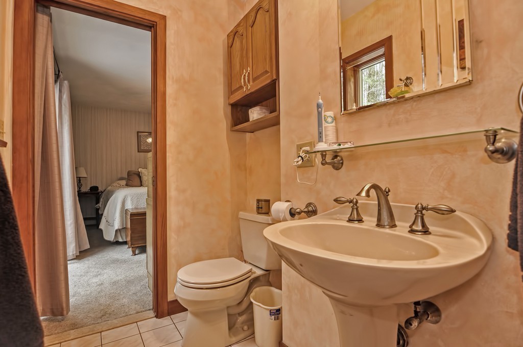 115 Moon Hill Road Northbridge, MA 01534 - Photo 19 of 27 Gallery Image 19