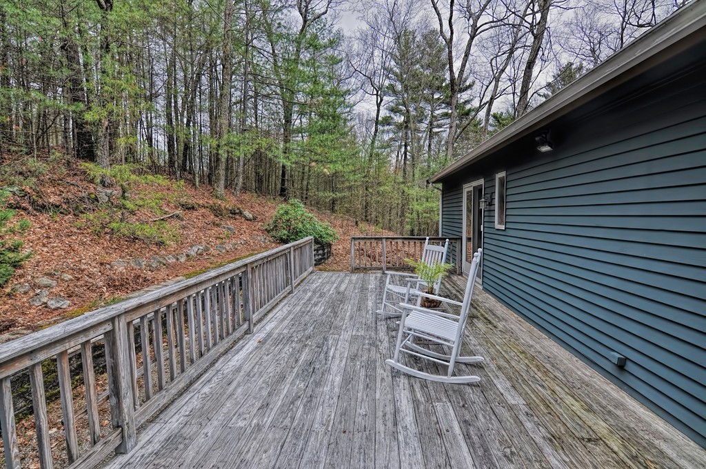 115 Moon Hill Road Northbridge, MA 01534 - Photo 26 of 27 Gallery Image 26