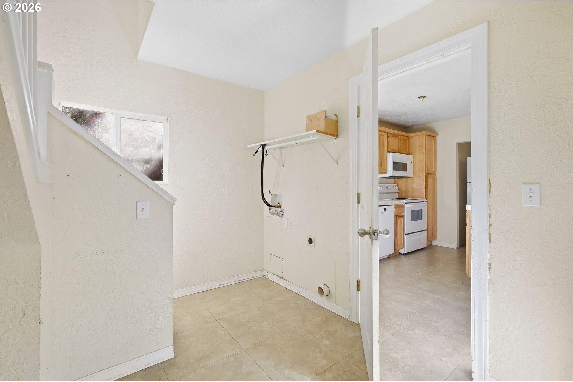 716 F Street Springfield, OR 97477 - Photo 28 of 42 Gallery Image 28