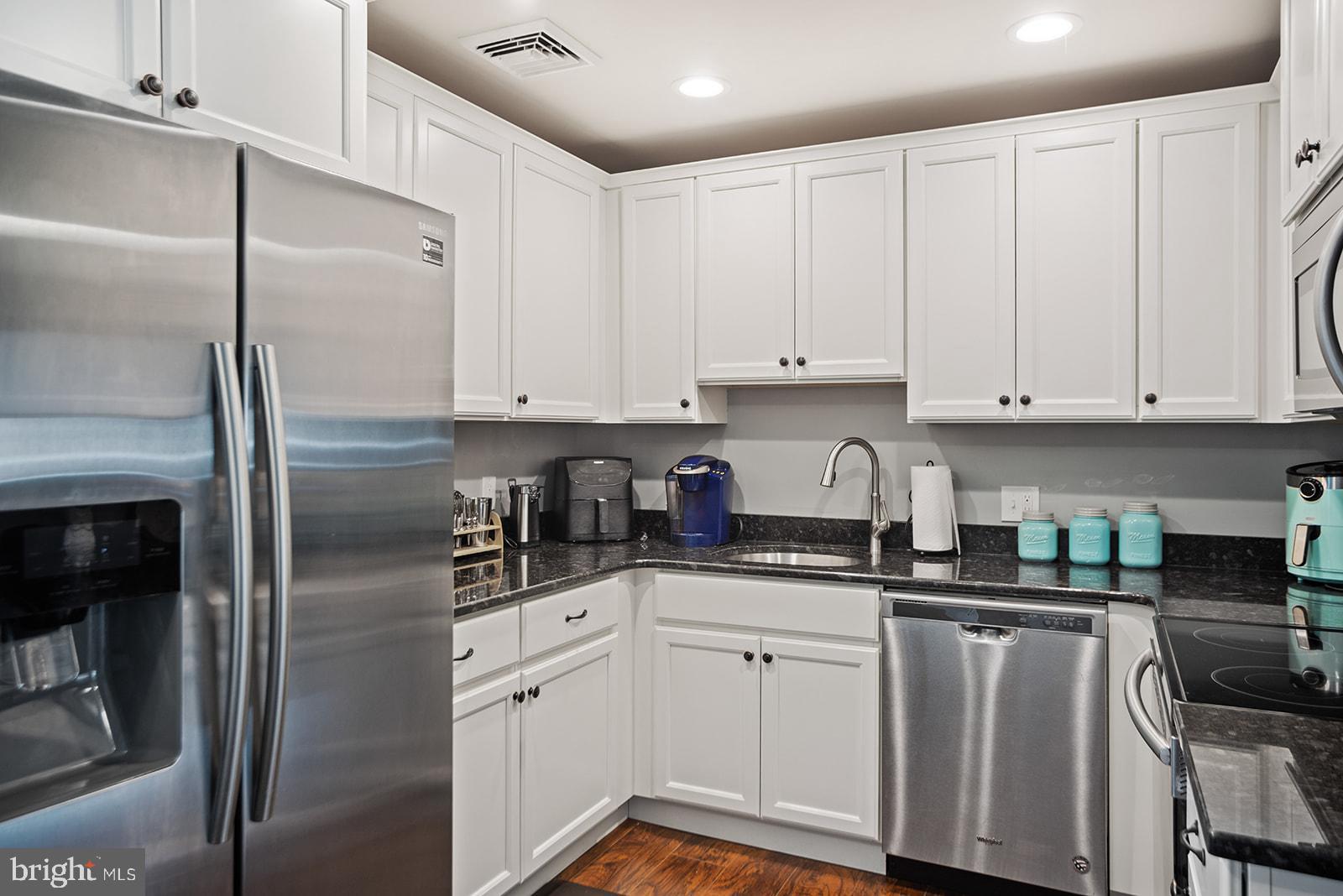 41 Misty Pine Road Levittown, PA 19056 - Photo 11 of 33 Gallery Image 11