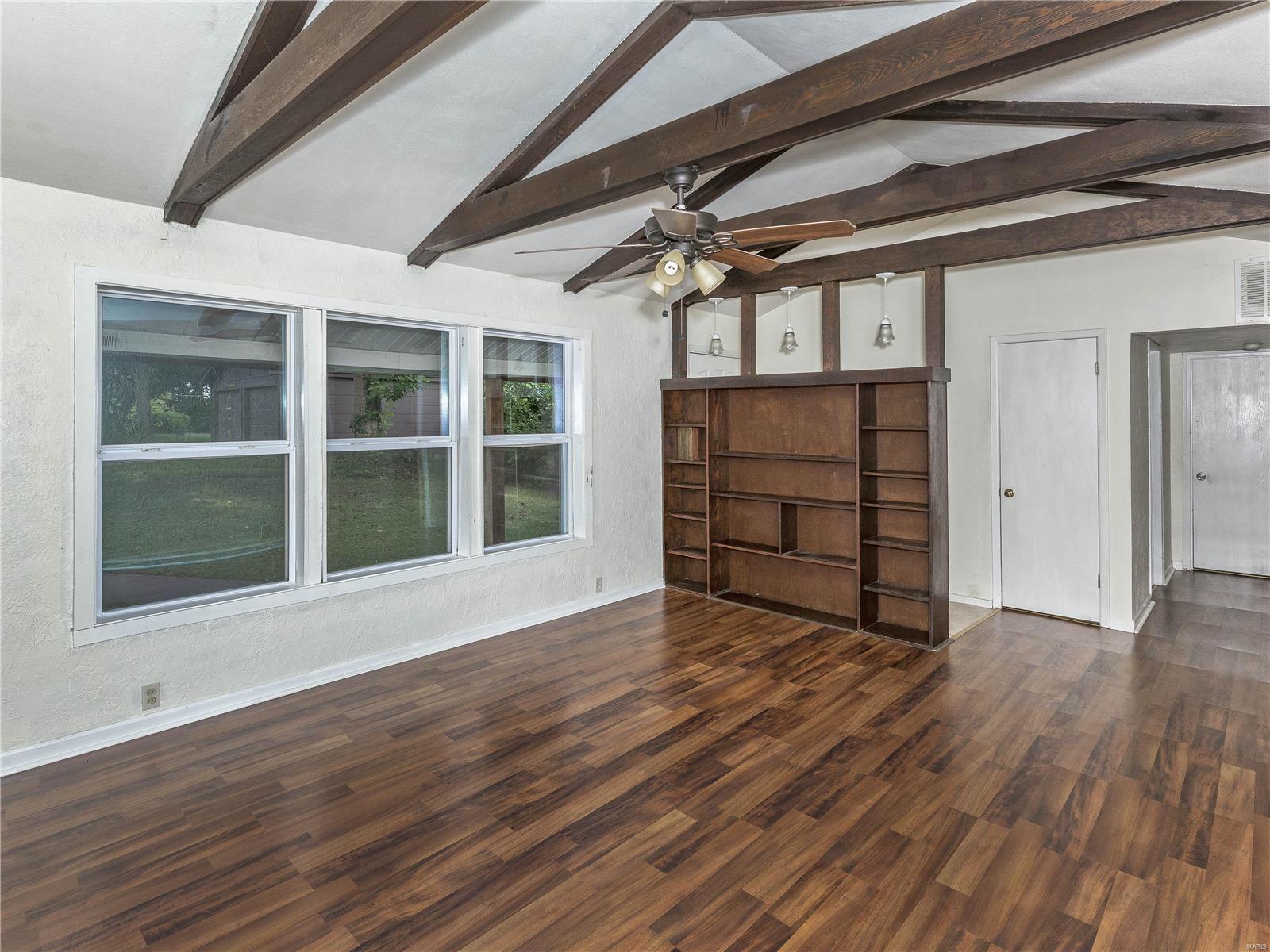 1038 Villa Ridge Way Collinsville, IL 62234 - Photo 4 of 27 Gallery Image 4