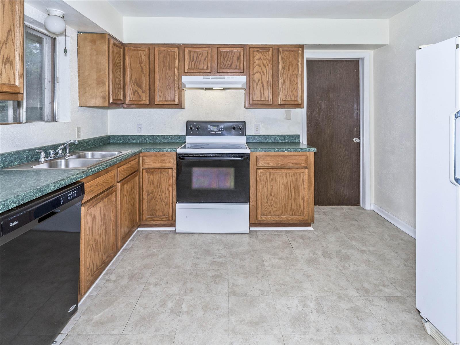 1038 Villa Ridge Way Collinsville, IL 62234 - Photo 8 of 27 Gallery Image 8