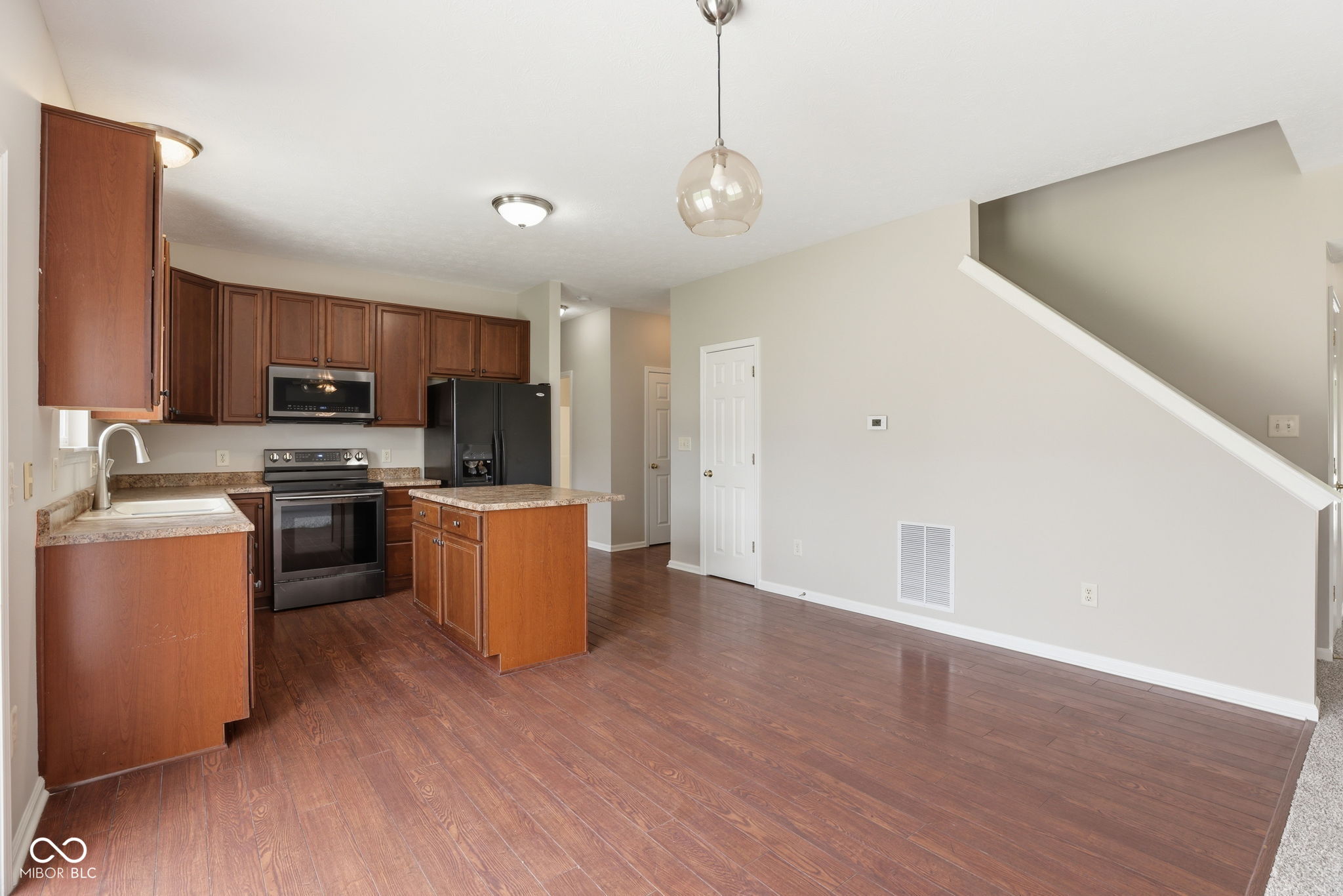 12446 Schoolhouse Road Fishers, IN 46037 - Photo 16 of 62