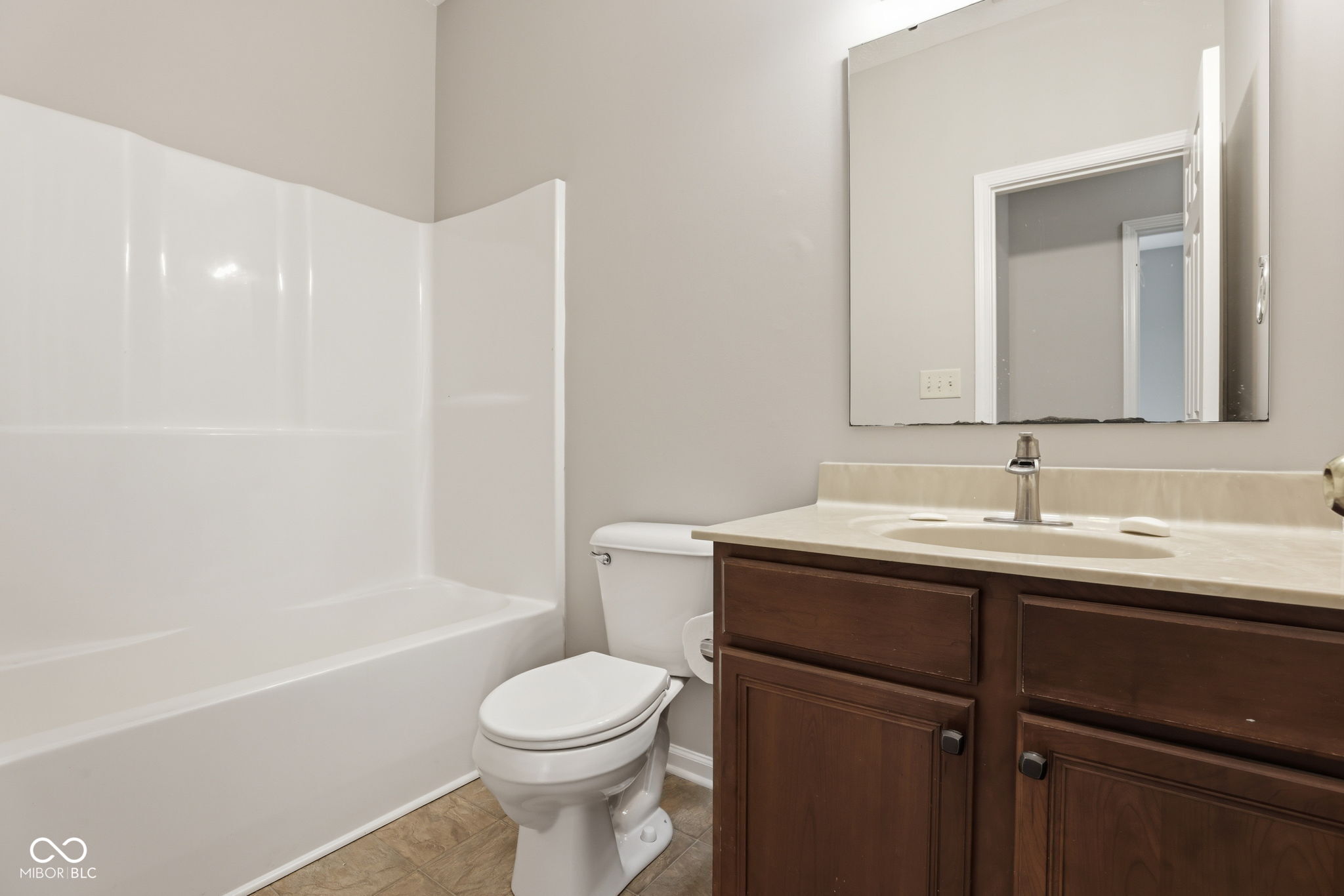 12446 Schoolhouse Road Fishers, IN 46037 - Photo 22 of 62