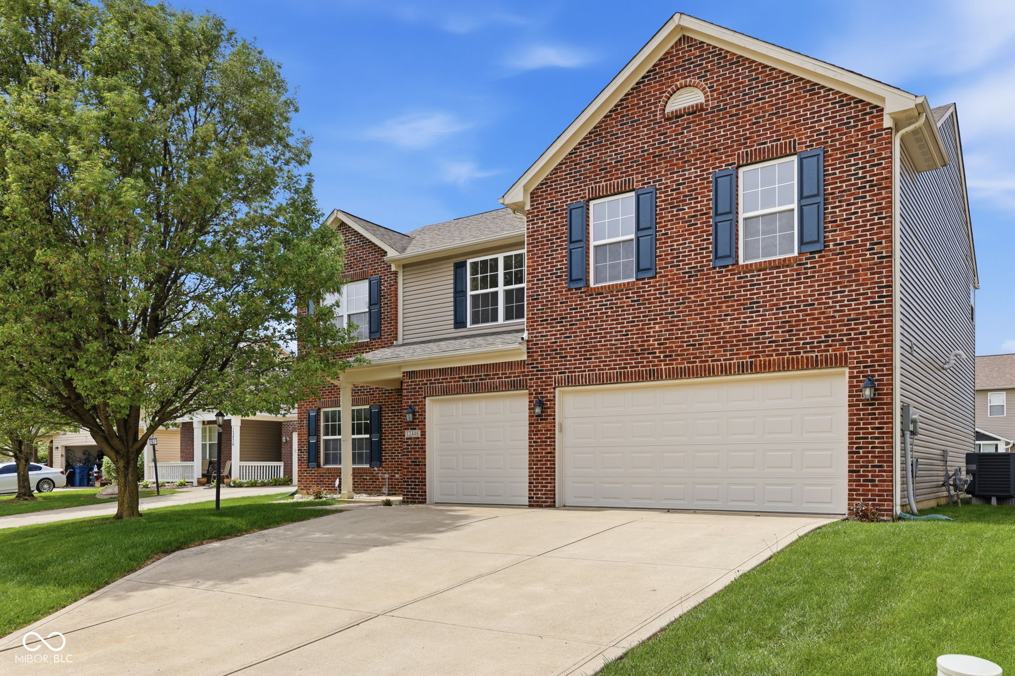 12446 Schoolhouse Road Fishers, IN 46037 - Photo 5 of 62