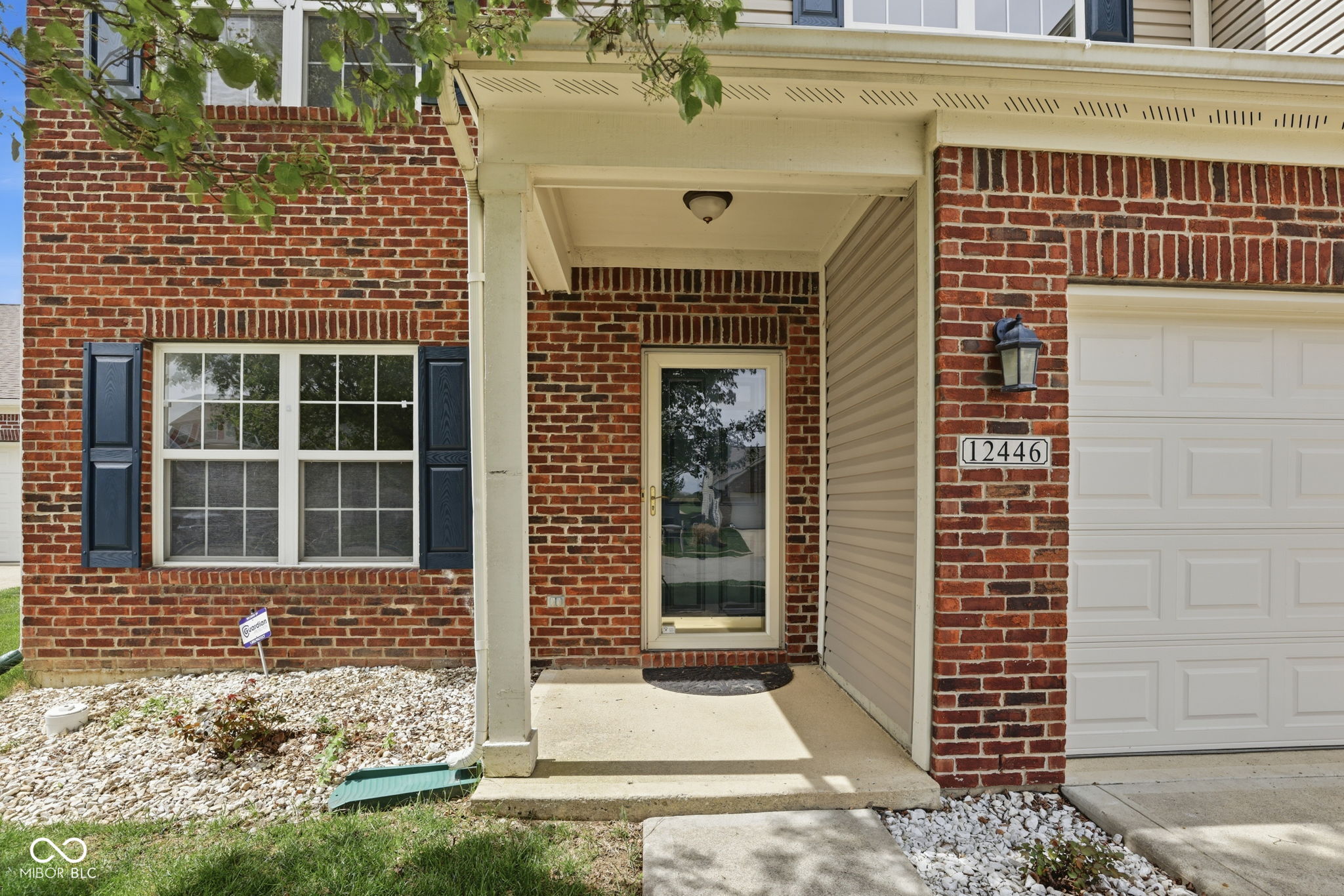 12446 Schoolhouse Road Fishers, IN 46037 - Photo 7 of 62