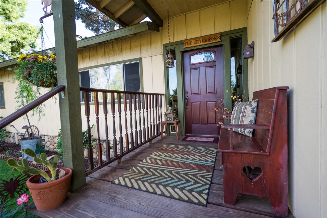 451 Amigos Road Ramona, CA 92065 - Photo 4 of 25 Gallery Image 4