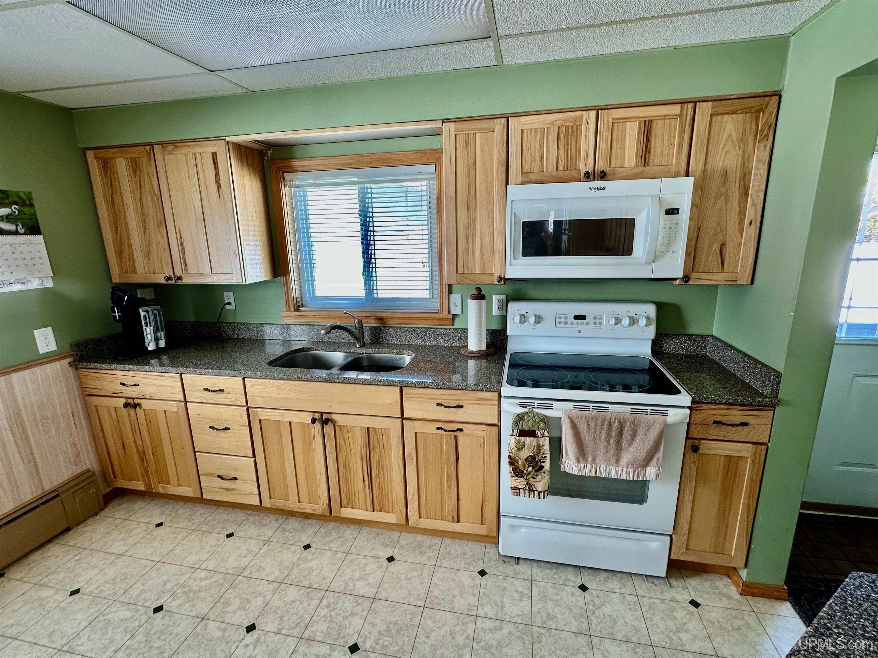 819 Maurice Street Ishpeming, MI 49849 - Photo 3 of 25 Gallery Image 3