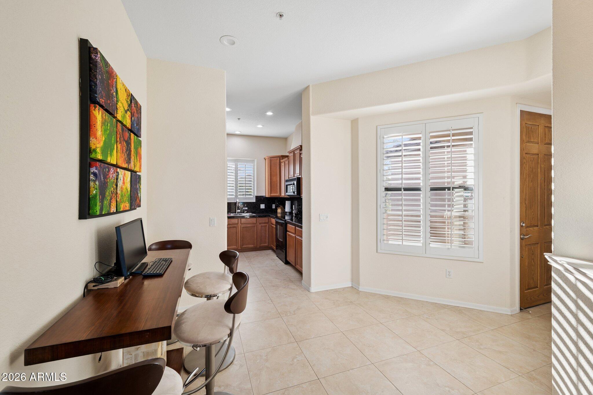 7027 North Scottsdale Road, Unit 250 Paradise Valley, AZ 85253 - Photo 14 of 38 17-web-or-mls-7027-n-scottsdale-rd-250