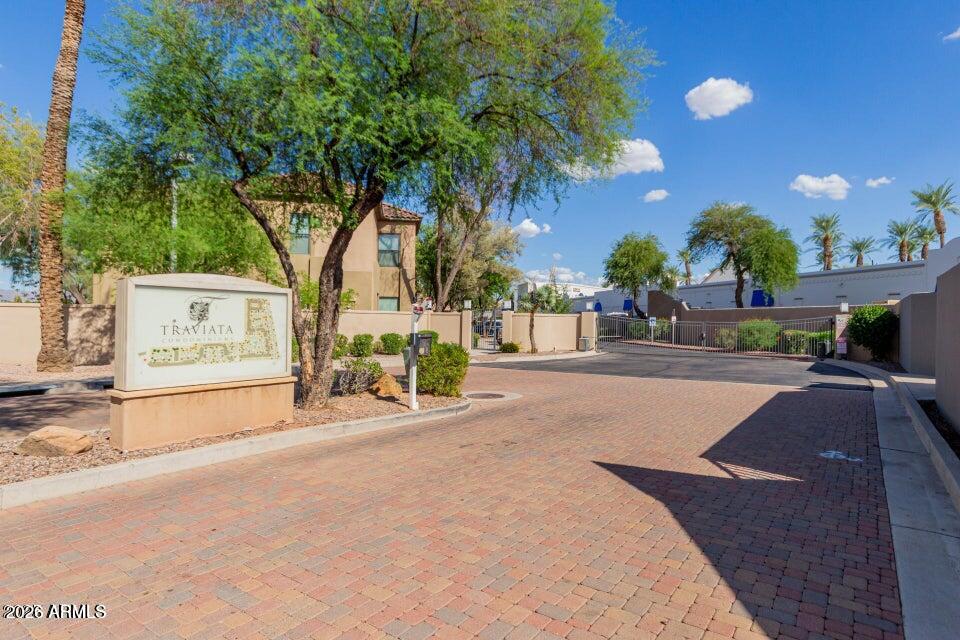 7027 North Scottsdale Road, Unit 250 Paradise Valley, AZ 85253 - Photo 38 of 38 Traviata gate