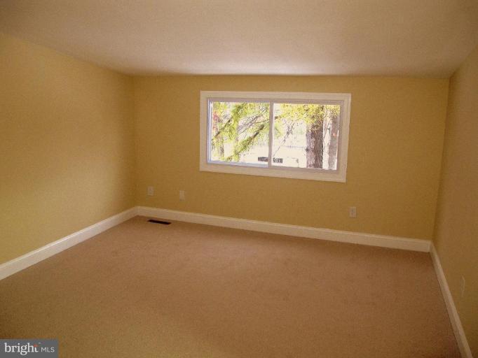 7154 Fairbrook Road Windsor Mill, MD 21244 - Photo 5 of 20 Bedroom #1