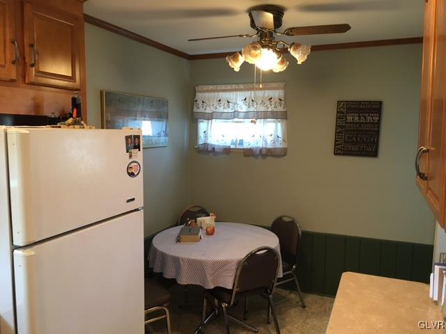 2130 Aster Road Bethlehem, PA 18018 - Photo 4 of 7 Gallery Image 4