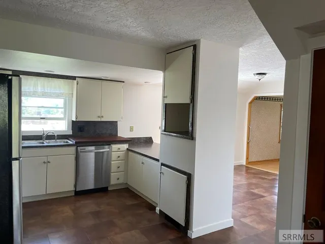 $673,500 | 3100 Challis Creek Road, Challis, ID 83226