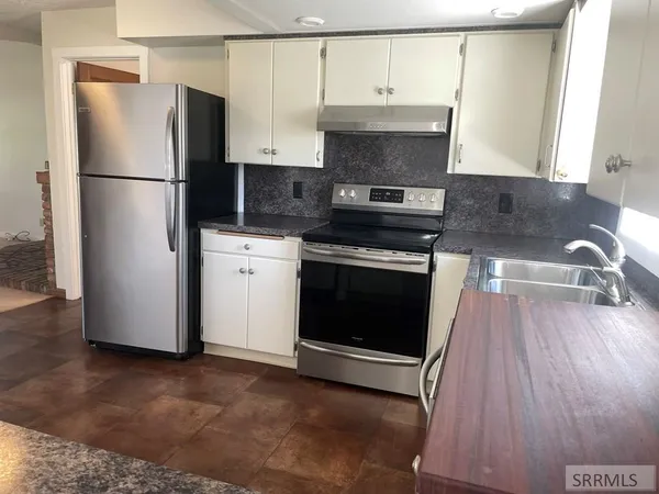 $633,500 | 3100 Challis Creek Road, Challis, ID 83226