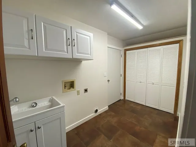 $673,500 | 3100 Challis Creek Road, Challis, ID 83226