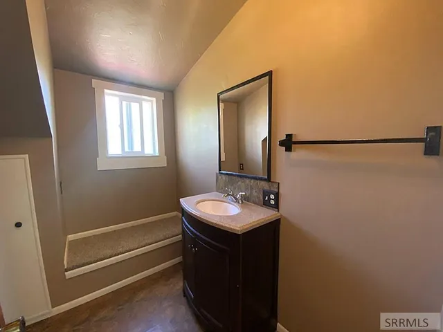 $673,500 | 3100 Challis Creek Road, Challis, ID 83226