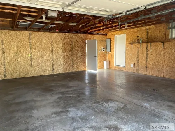 $633,500 | 3100 Challis Creek Road, Challis, ID 83226