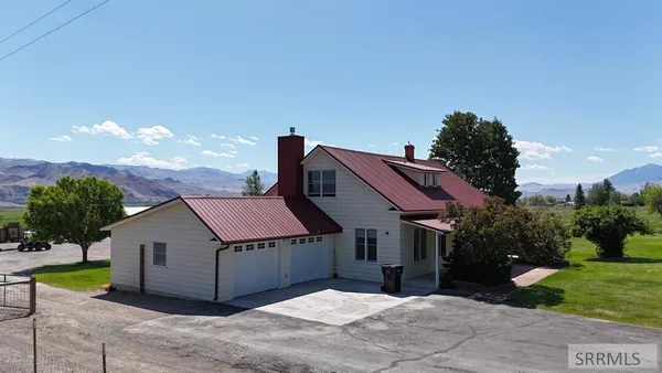$633,500 | 3100 Challis Creek Road, Challis, ID 83226