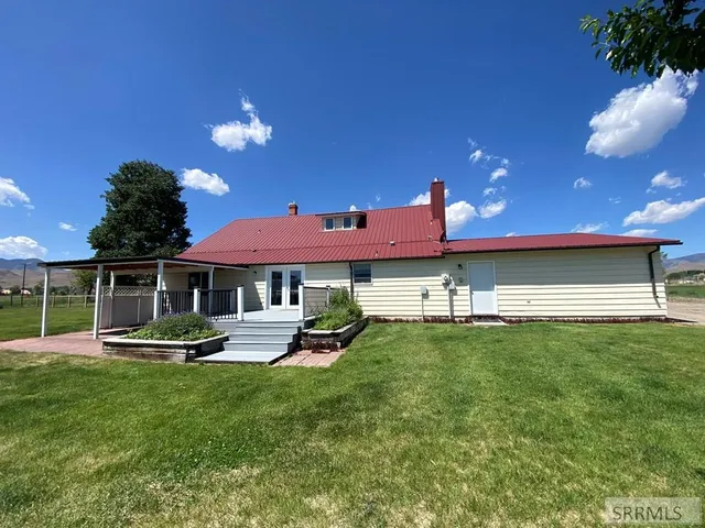 $673,500 | 3100 Challis Creek Road, Challis, ID 83226