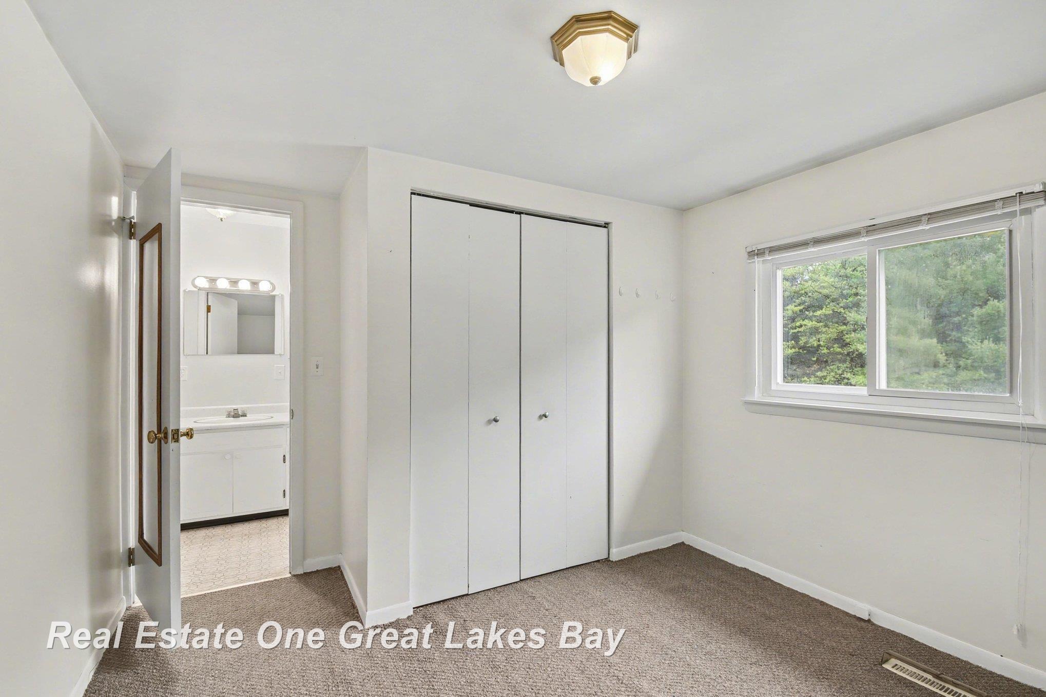 2750 East Deckerville Road Caro, MI 48723 - Photo 15 of 29