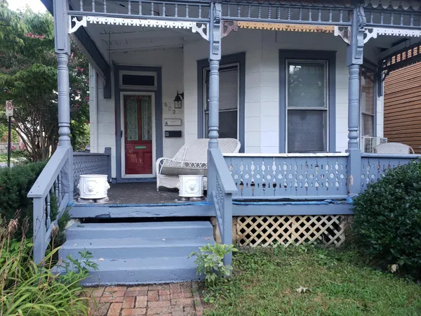 $1,250 | 602 Elm Avenue, Unit B, Roanoke, VA 24016