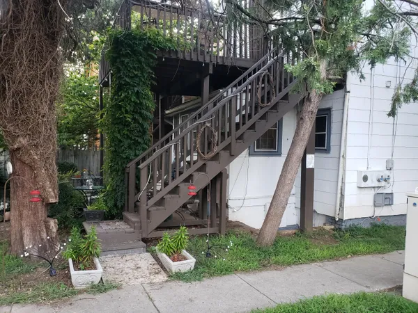 $1,250 | 602 Elm Avenue, Unit B, Roanoke, VA 24016