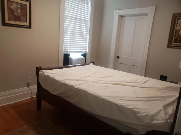$1,250 | 602 Elm Avenue, Unit B, Roanoke, VA 24016