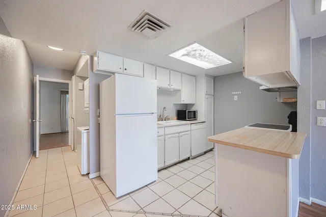 $1,095 | 6822 North 35th Avenue, Unit J, Phoenix, AZ 85017