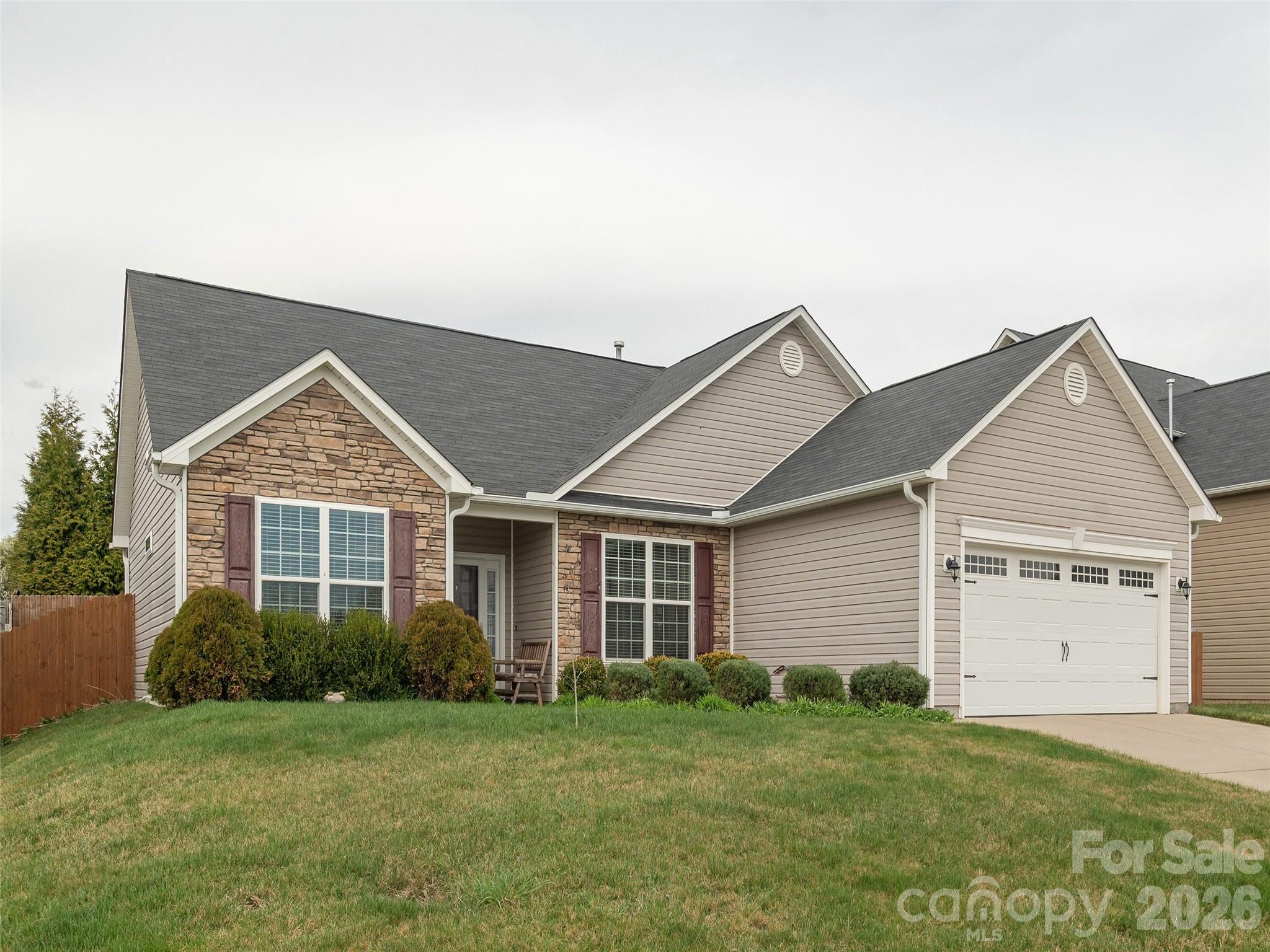 83 East Swift Creek Road Fletcher, NC 28732 - Photo 2 of 28