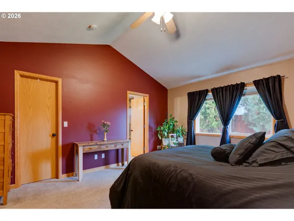 $619,900 | 1088 South Sycamore Street, Canby, OR 97013