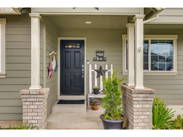 $619,900 | 1088 South Sycamore Street, Canby, OR 97013