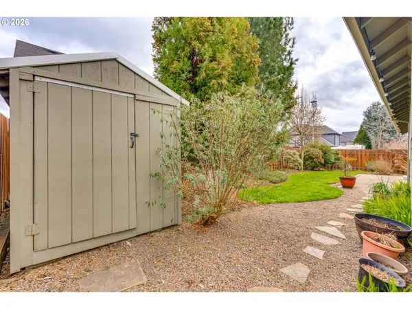 $619,900 | 1088 South Sycamore Street, Canby, OR 97013