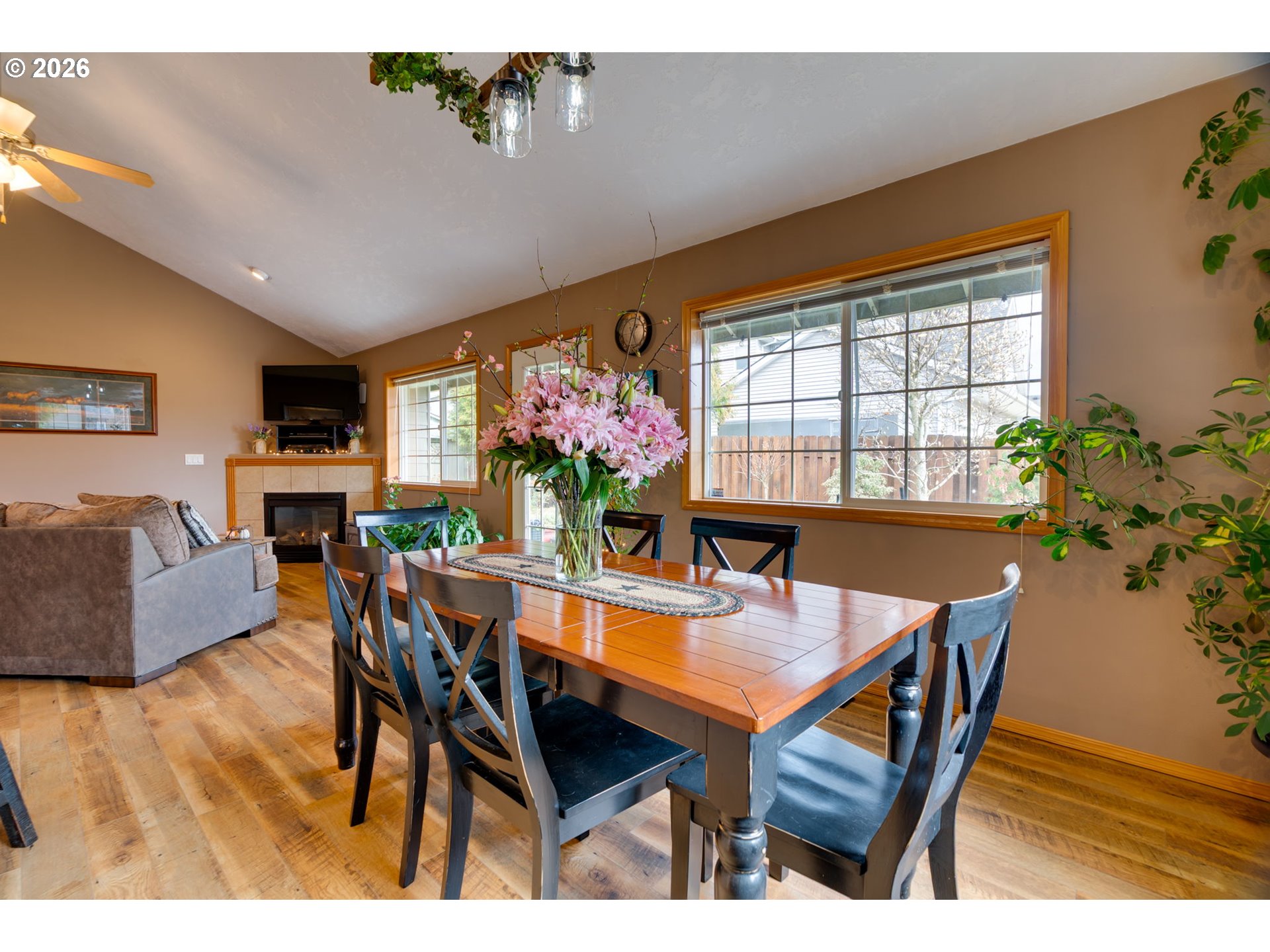 1088 South Sycamore Street Canby, OR 97013 - Photo 9 of 41