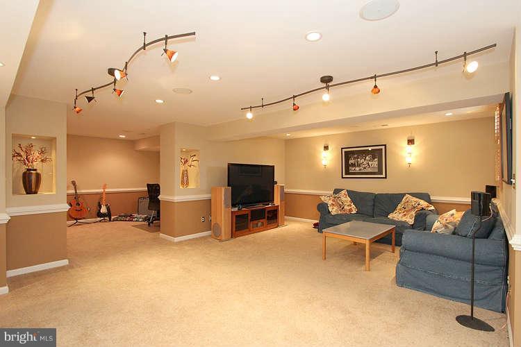 14204 Autumn Gold Road Boyds, MD 20841 - Photo 21 of 29 Basement
