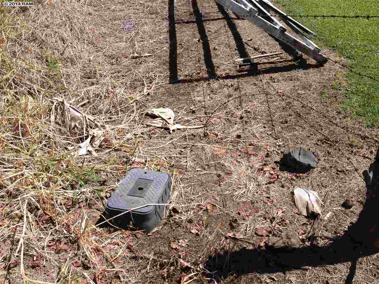 459 Keanae Road Hana, HI 96713 - Photo 11 of 11 a view of a fireplace