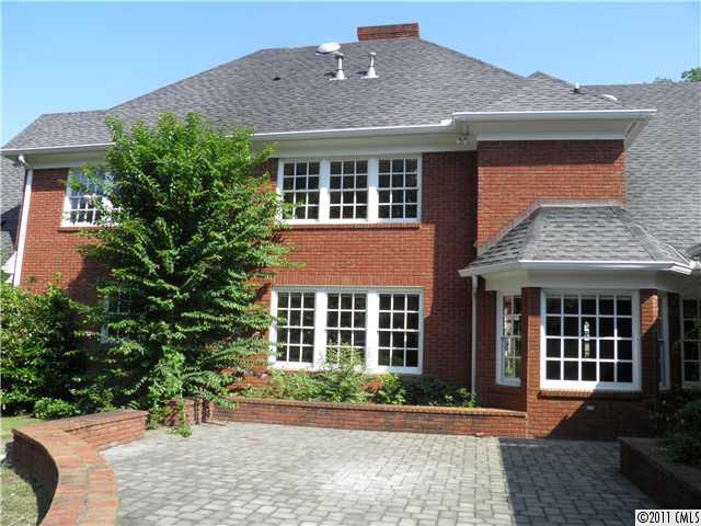 2135 Ferncliff Road Charlotte, NC 28211 - Photo 3 of 16 Gallery Image 3