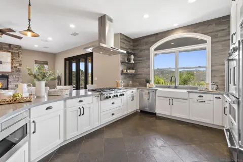 $2,395,000 | 1101 Sierra Linda Drive, Escondido, CA 92025
