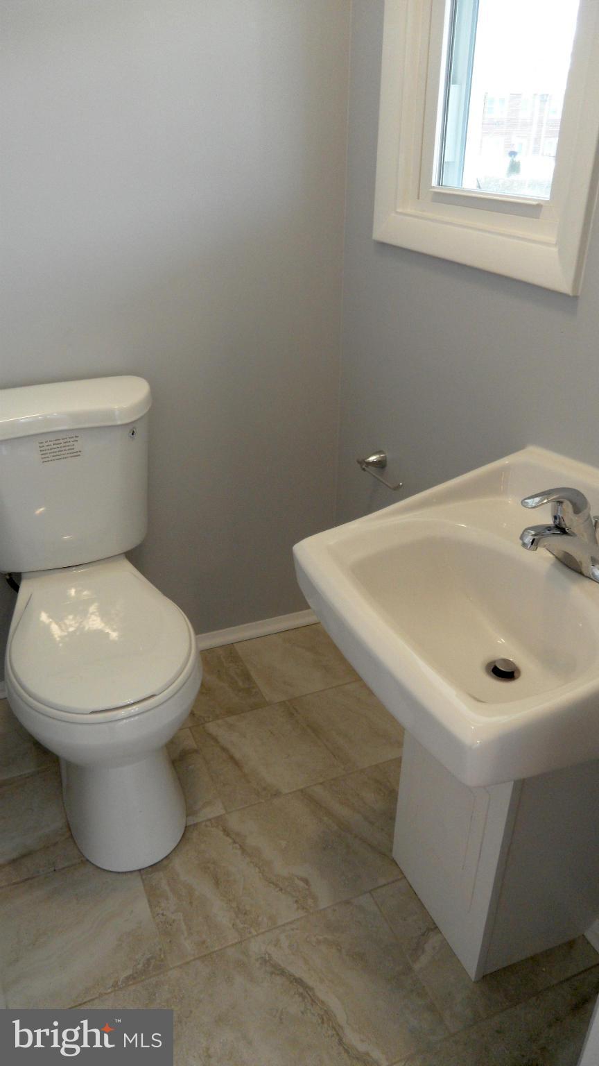 6909 Blanche Road Baltimore, MD 21215 - Photo 14 of 27 Bath