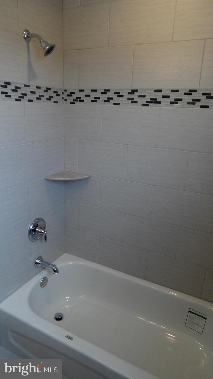 6909 Blanche Road Baltimore, MD 21215 - Photo 21 of 27 Bath
