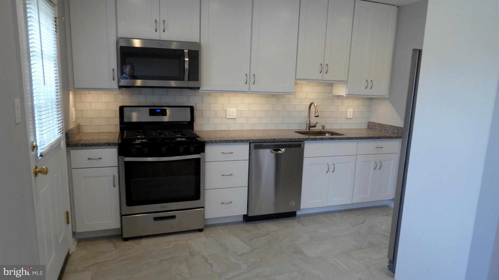 6909 Blanche Road Baltimore, MD 21215 - Photo 9 of 27 Kitchen