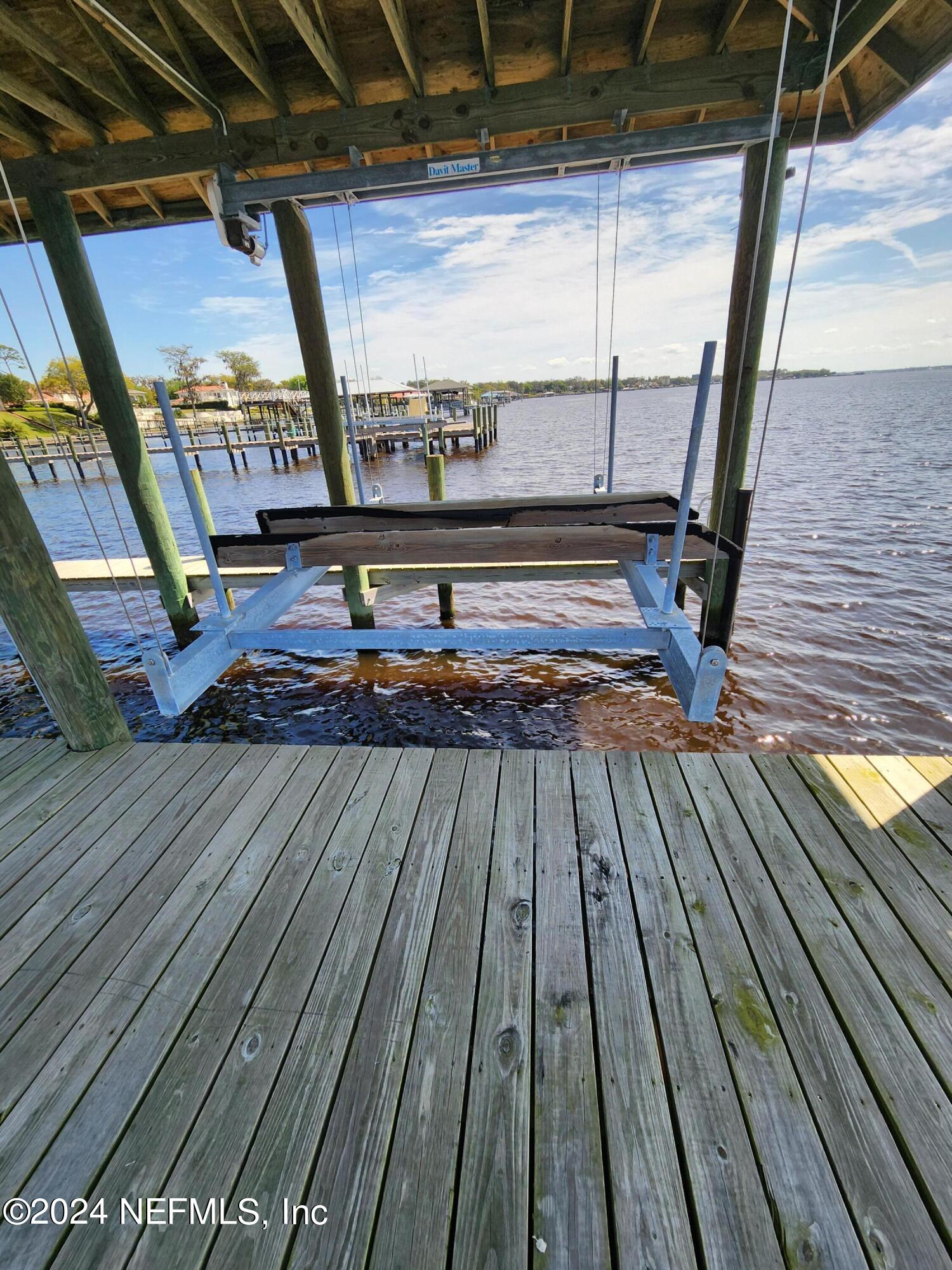 4294 Point La Vista Road West Jacksonville, FL 32207 - Photo 12 of 15