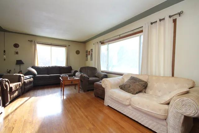 $299,900 | 3790 Kimble Lake Drive, Vicksburg, MI 49097