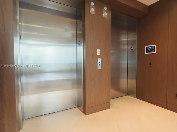 $29,600 | 18555 Collins Avenue, Unit 5203, Sunny Isles Beach, FL 33160