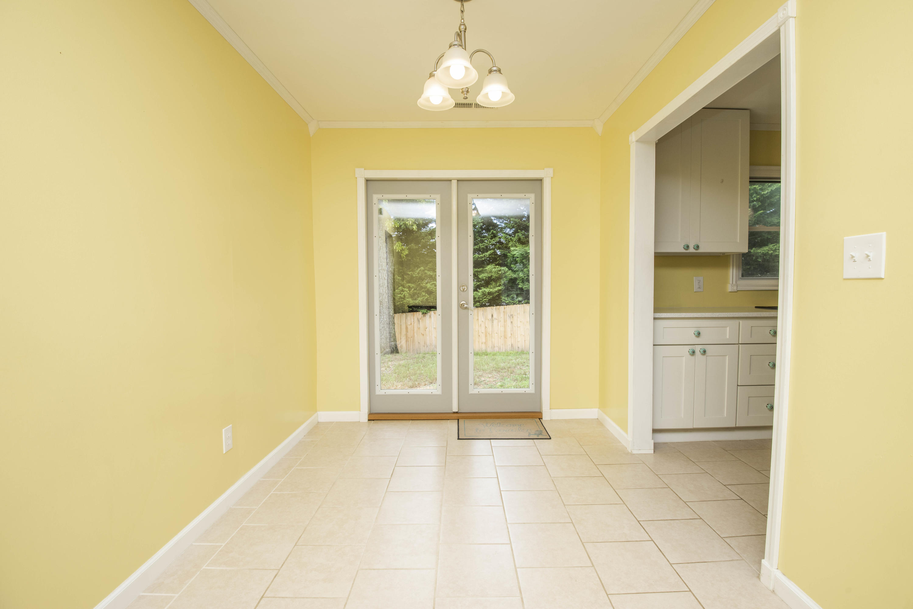 102 Lawrence Lane Oak Ridge, TN 37830 - Photo 17 of 32 dining_1