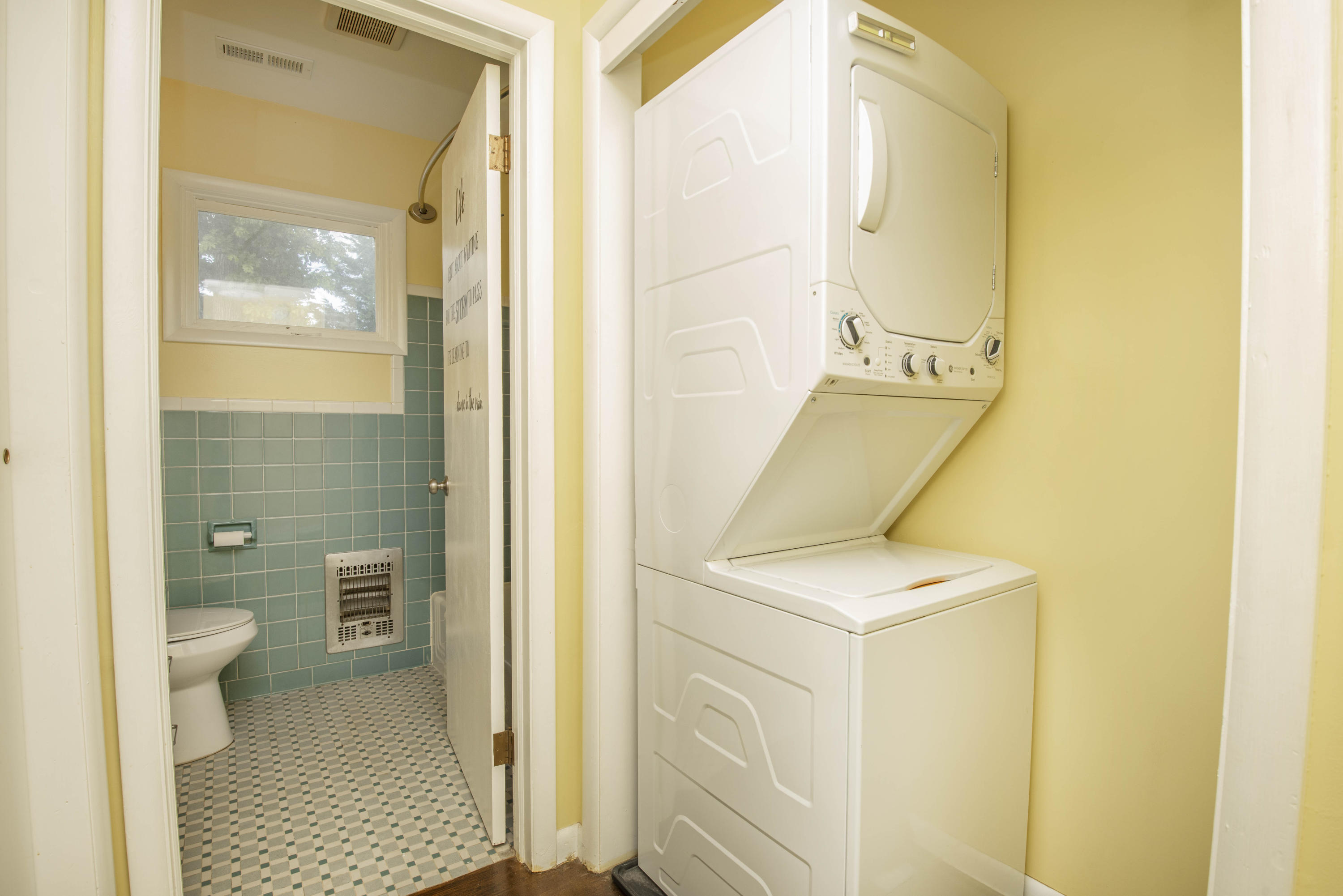 102 Lawrence Lane Oak Ridge, TN 37830 - Photo 20 of 32 laundry_1