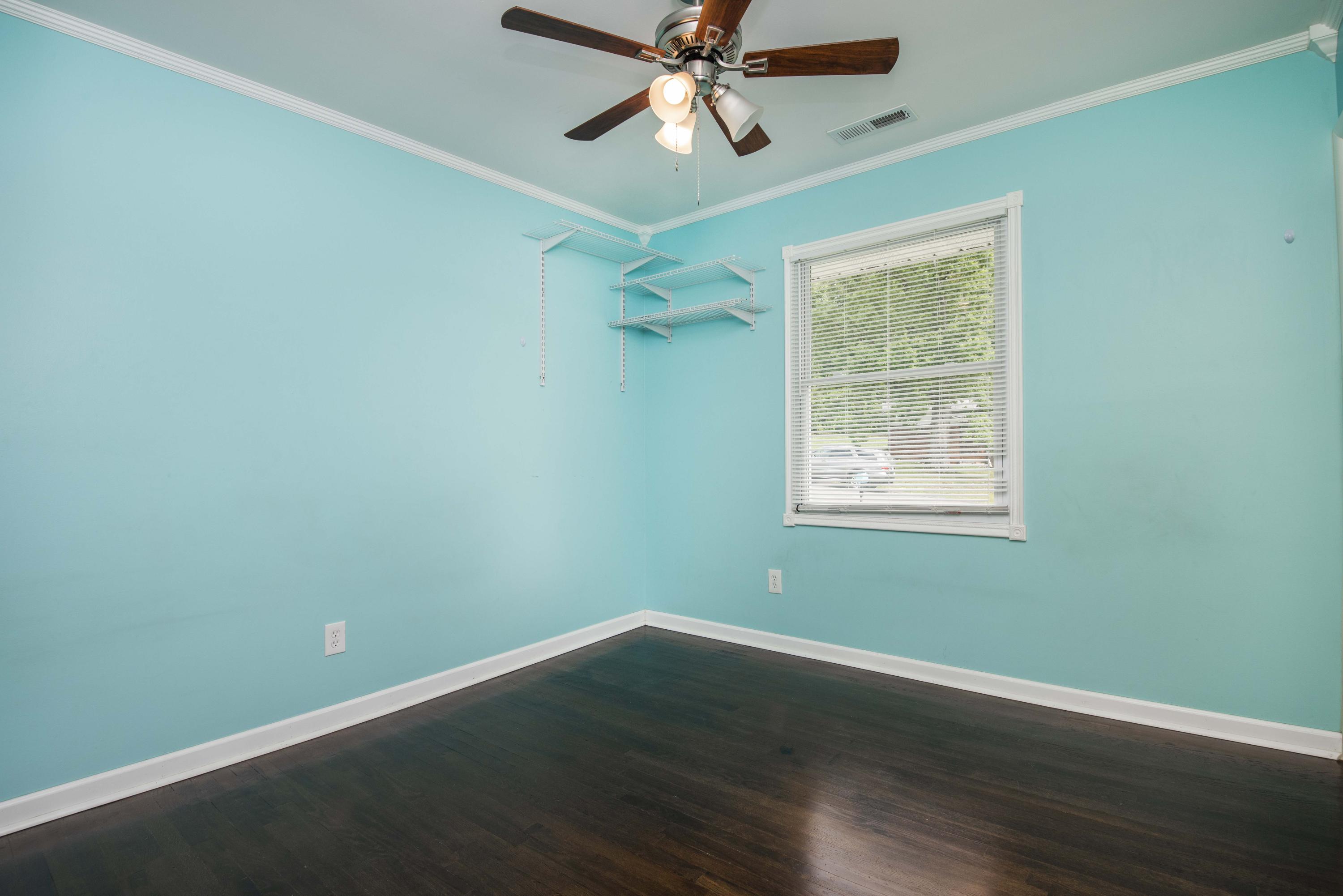 102 Lawrence Lane Oak Ridge, TN 37830 - Photo 24 of 32 bed 3_1